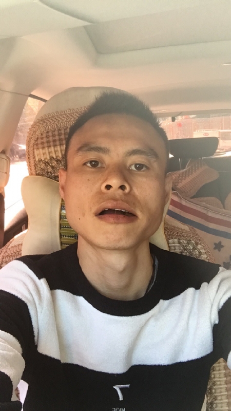 小何的第一张照片--双牌交友中心